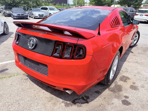 2013 Ford Mustang V6