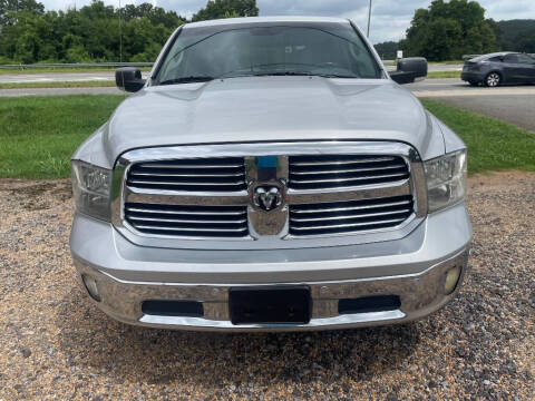 2015 RAM 1500 SLT