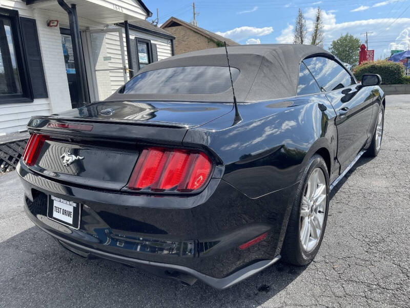 2017 Ford Mustang EcoBoost Premium