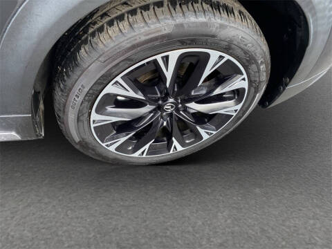 2024 Mazda CX-90 Plug-in Hybrid Premium