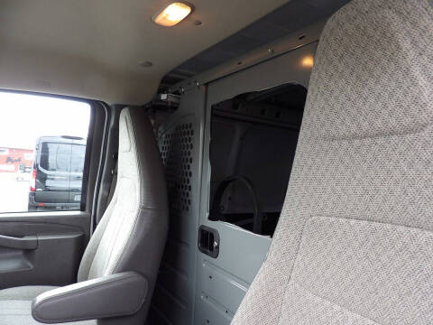 2022 Chevrolet Express 2500
