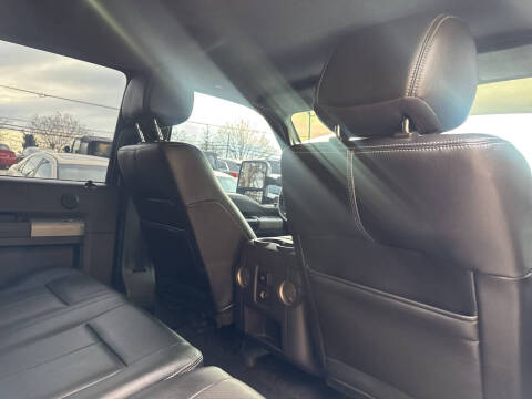 2014 Ford F-350 Super Duty Lariat