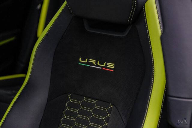 2022 Lamborghini Urus