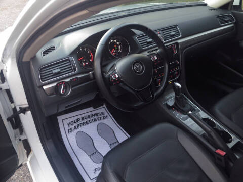 2016 Volkswagen Passat 1.8T SE