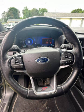 2022 Ford Explorer ST