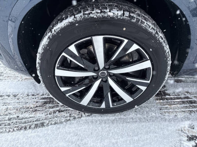 2026 Volvo XC90 B6 Core