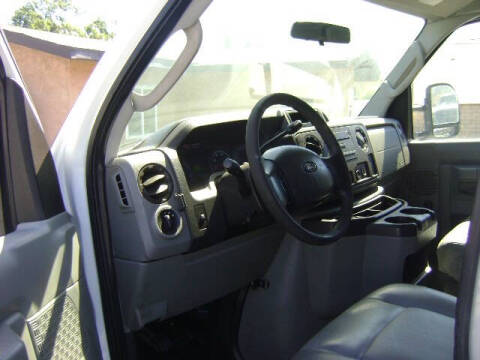 2010 Ford E-Series E-250