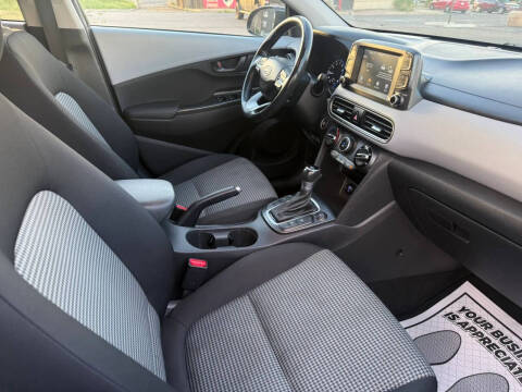 2020 Hyundai Kona SEL