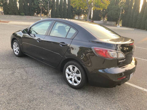 2012 Mazda MAZDA3 i Sport