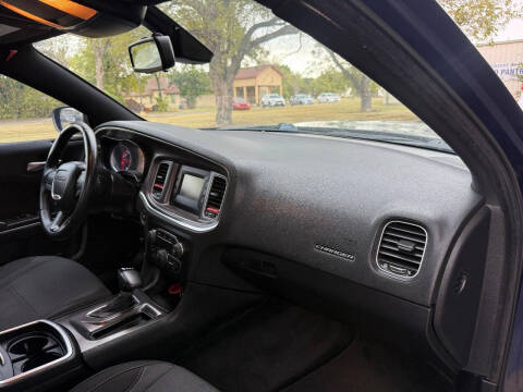 2016 Dodge Charger SE