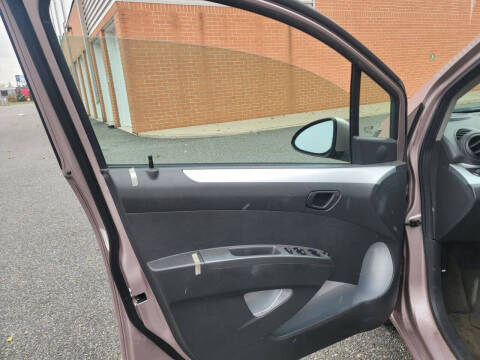 2013 Chevrolet Spark 1LT Auto