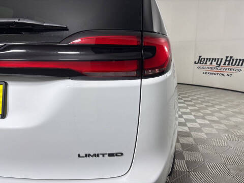 2025 Chrysler Pacifica Limited