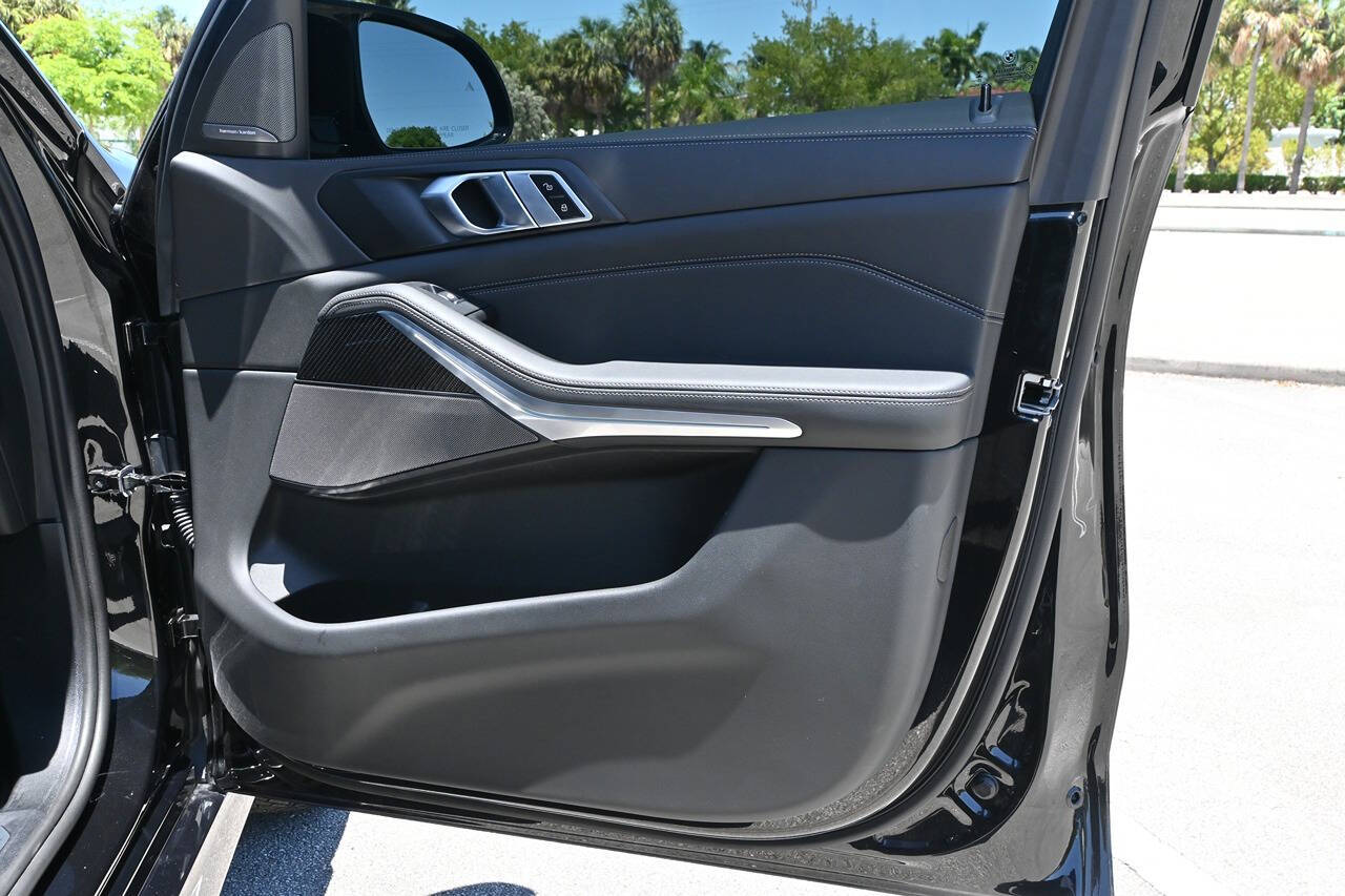 2024 BMW X5 48