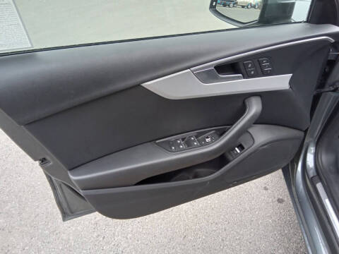 2017 Audi A4 2.0T quattro Premium