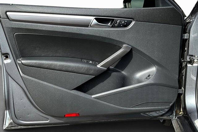 2018 Volkswagen Passat 2.0T S