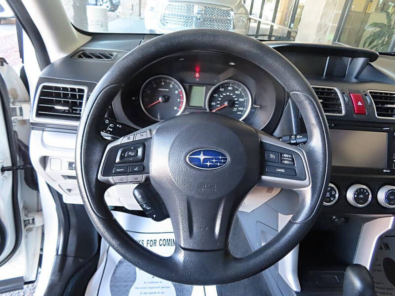 2016 Subaru Forester 2.5i