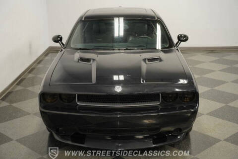 2010 Dodge Challenger SRT8