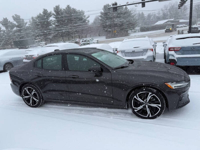 2025 Volvo S60 B5 Core