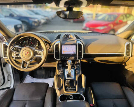 2017 Porsche Cayenne