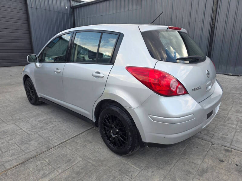 2008 Nissan Versa 1.8 S