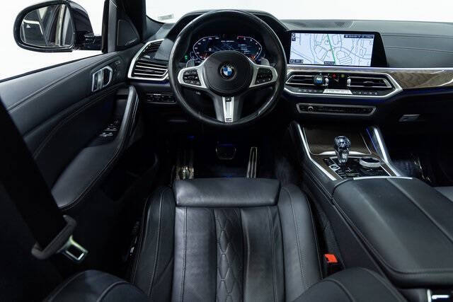 2022 BMW X6 M50i