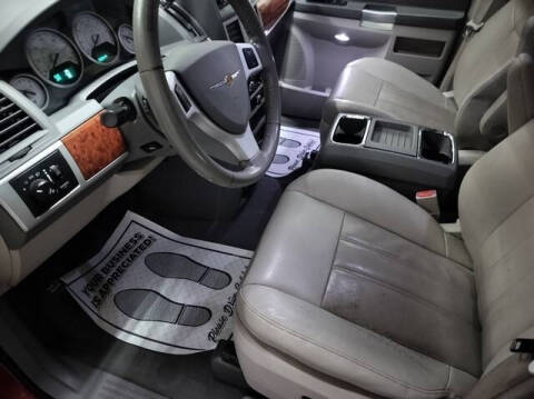 2008 Chrysler Town and Country Touring