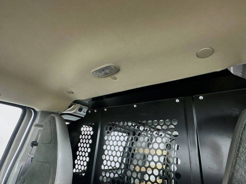 2024 Chevrolet Express 2500