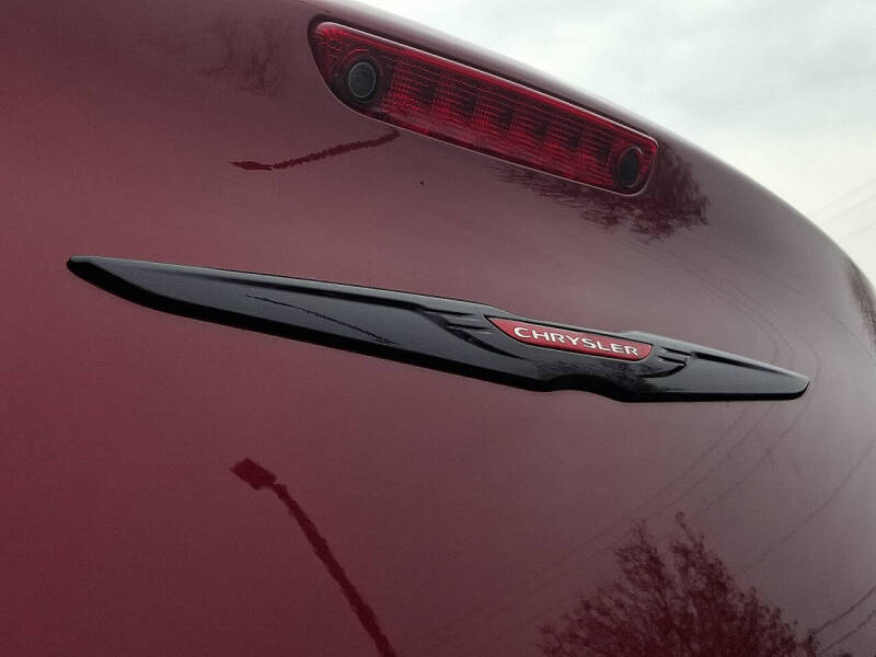 2023 Chrysler 300 S V6