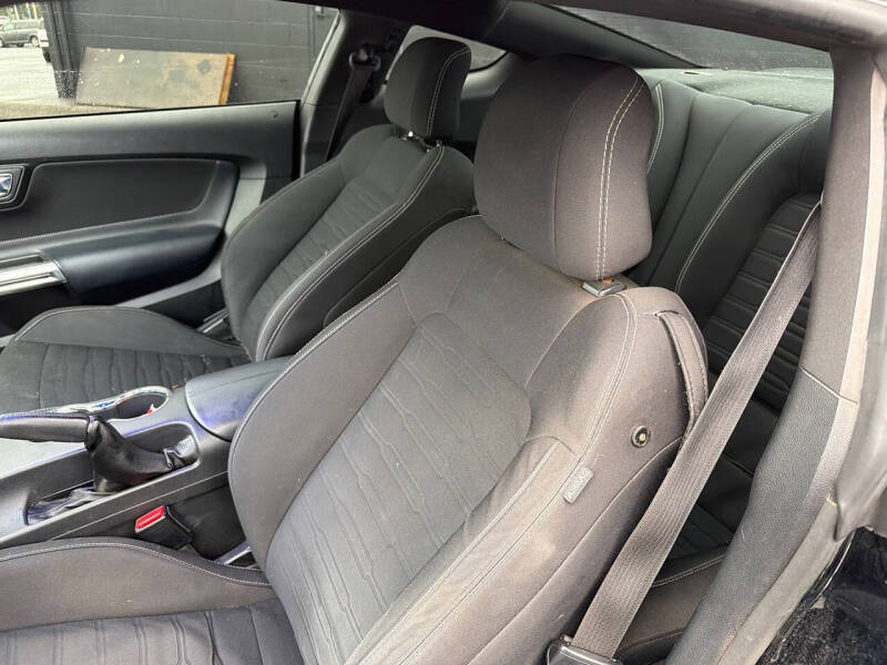 2017 Ford Mustang GT