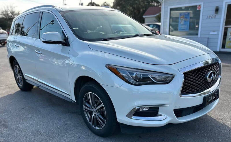 2017 INFINITI QX60 Base photo 7