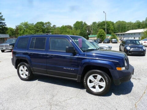 2016 Jeep Patriot for sale at HAPPY TRAILS AUTO SALES LLC in Taylors SC