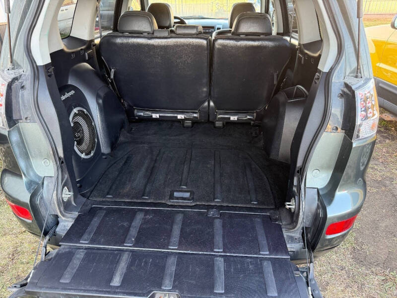 2008 Mitsubishi Outlander SE