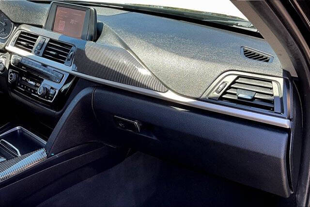 2018 BMW 3 Series 320i