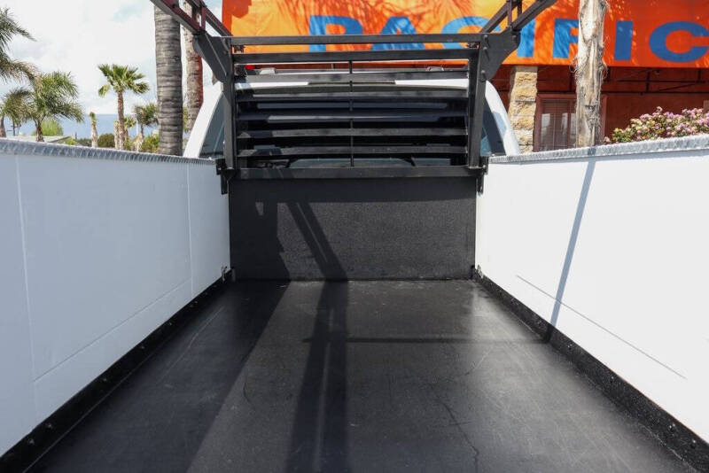 2022 Ford F-350 Super Duty XL