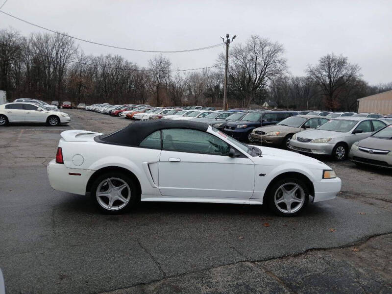 2000 Ford Mustang GT