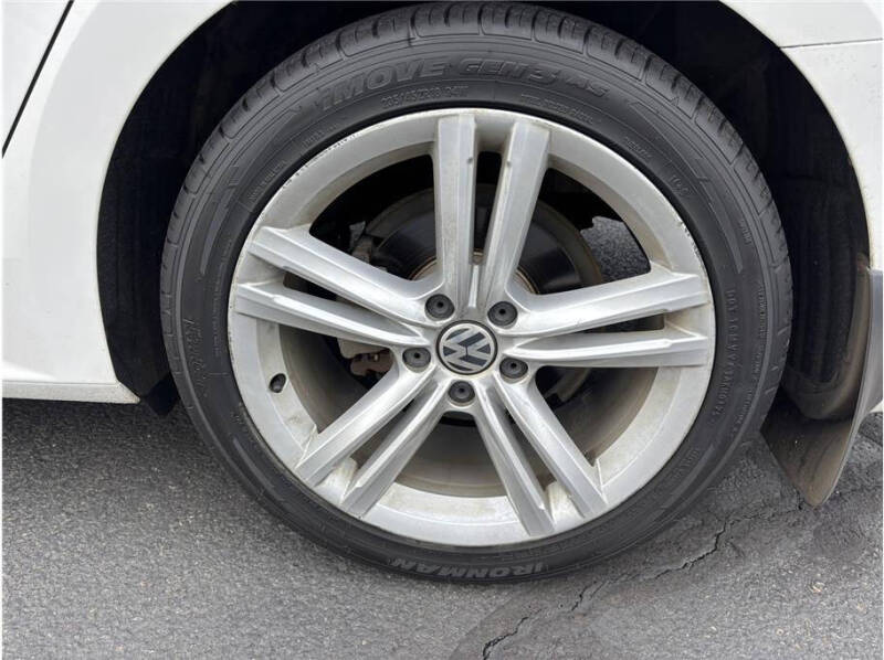 2015 Volkswagen Passat