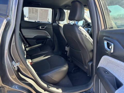 2023 Jeep Compass Latitude Lux