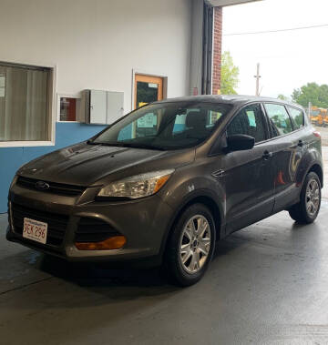 2014 Ford Escape for sale at R Teto Motor Sales Inc. in Pawtucket RI