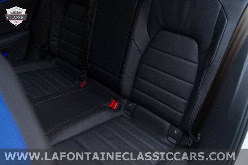 2022 Volkswagen Golf R 4Motion