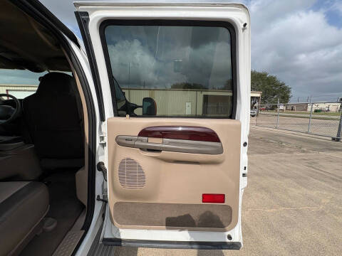 2004 Ford Excursion Eddie Bauer