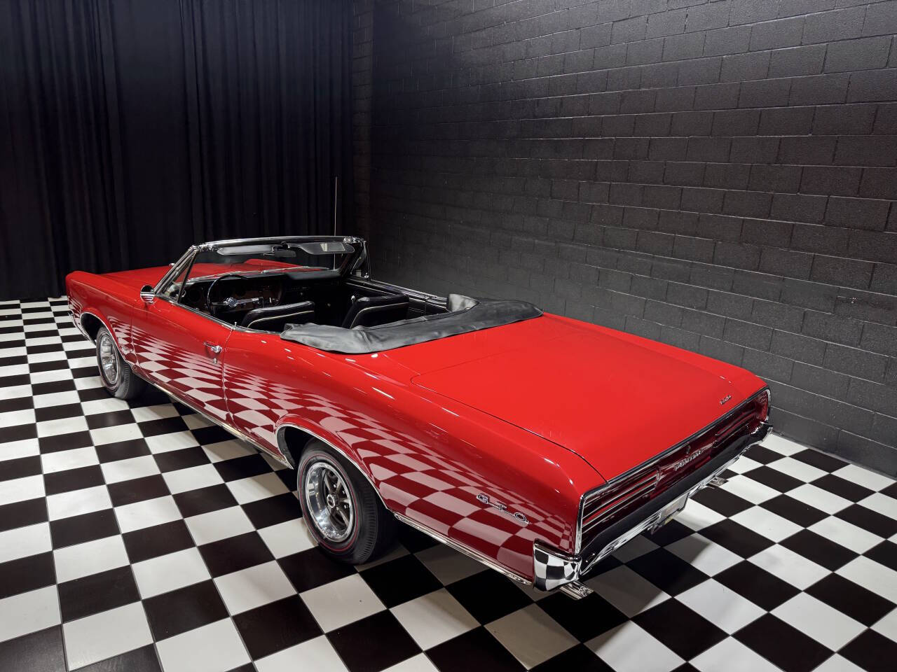 1966 Pontiac GTO 26