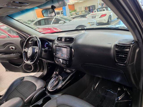 2017 Kia Soul !