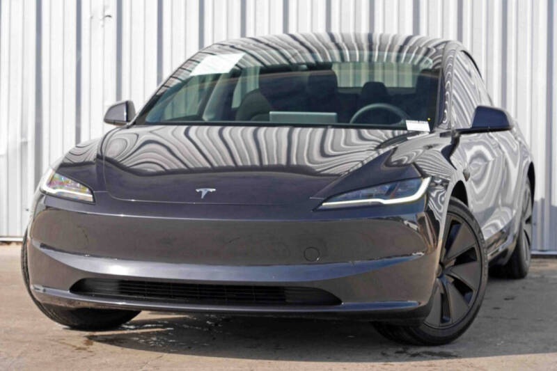 2025 Tesla Model 3 Long Range