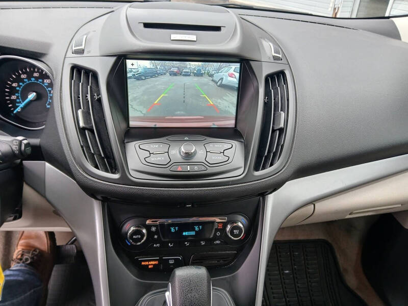 2016 Ford Escape SE