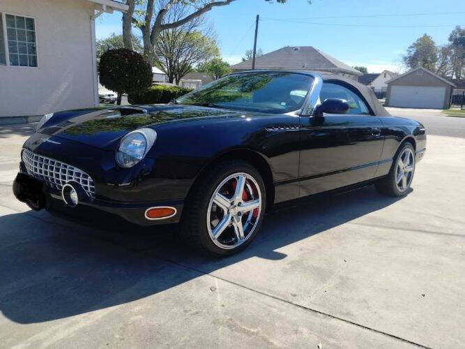 2002 Ford Thunderbird