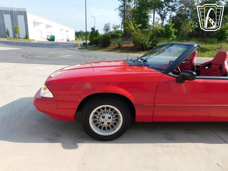 1992 Ford Mustang LX