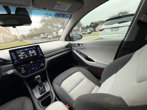 2020 Hyundai Ioniq Hybrid SE