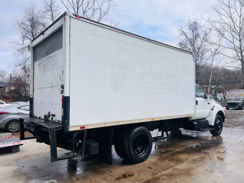2004 Ford F-650 Super Duty