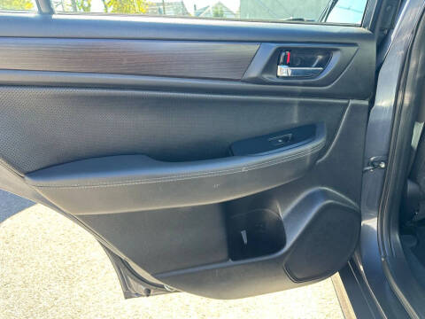 2017 Subaru Legacy 2.5i Limited