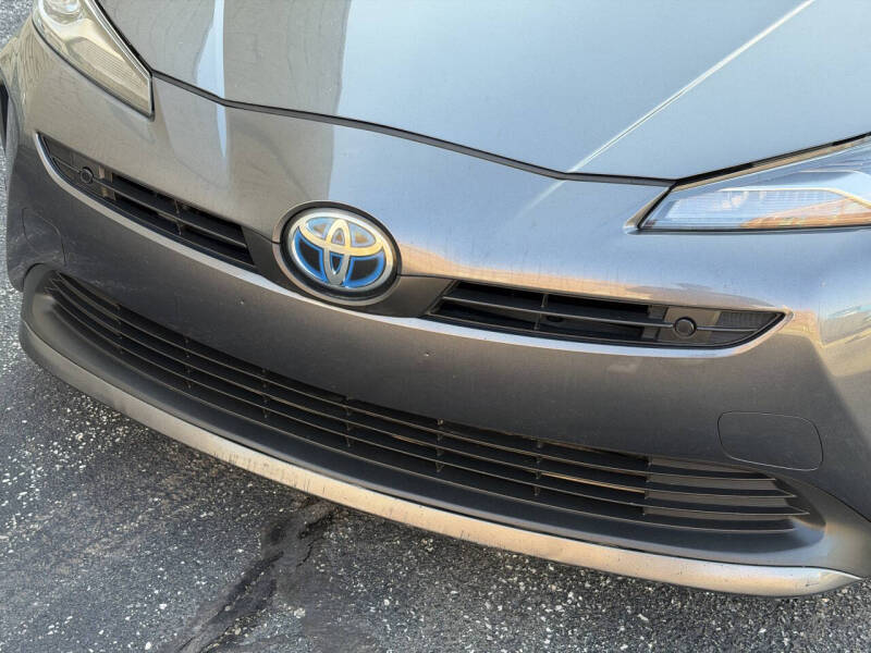 2021 Toyota Prius XLE